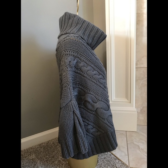 THEORY Cicconne knit Poncho sweater - Picture 6 of 9